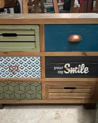 Mobiletto basso stile moderno