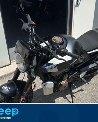 Husqvarna Svartpilen 801 MY24