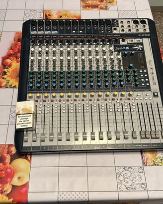 Mixer signature 16 ch
