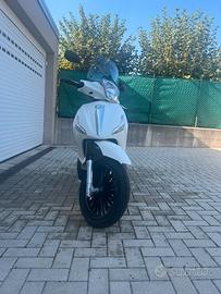 Beverly 300 Hpe