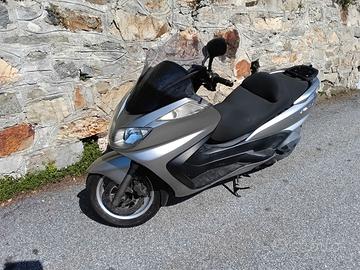 Yamaha Mayesty 40 - pronto uso