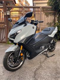 T MAX TECH MAX 2025 400KM