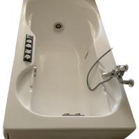Vasca idromassaggio Jacuzzi