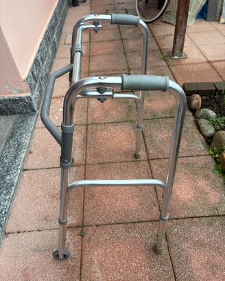 Deambulatore pieghevole in alluminio