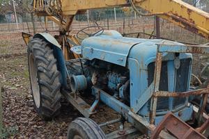 fordson Major con caricatore 