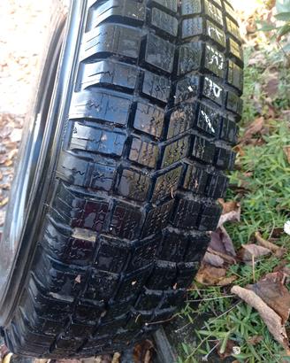 pneumatico  Michelin 205/80x16