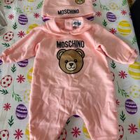 Tutina moschino con capellino