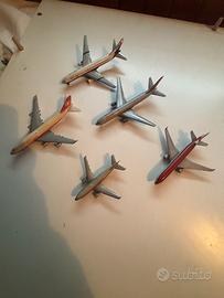 Lotto di 5 aerei da collezione