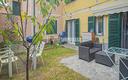 2-locali-ristrutturato-con-giardino