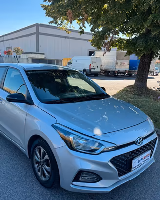 Hyundai i20 benzina (GPL scadenza 2030)