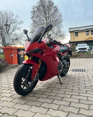 Ducati Supersport 950s