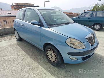 Lancia Y