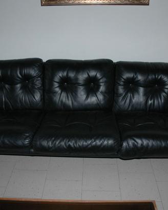 Set di arredi di design italiano