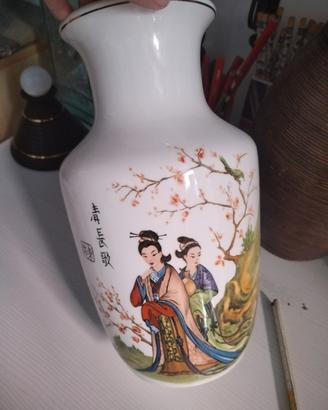 Elegante Vaso in Ceramica Stile Orientale