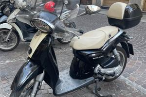 Aprilia Scarabeo 100 4T