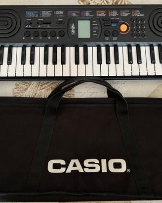 Tastiera CASIO SA77 e custodia per trasporto