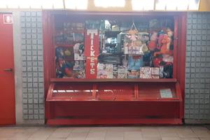 Edicola metro milano