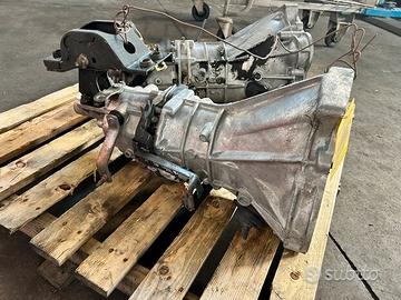 Cambio manuale Nissan Serena 2.0 Benzina c23