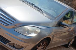 mercedes b 200
