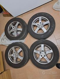cerchi gommati r16