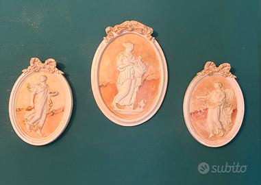 Bassorilievi in gesso