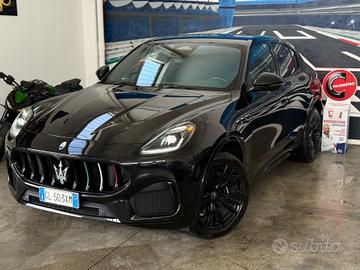 Maserati Grecale MHEV 330 CV AWD Modena