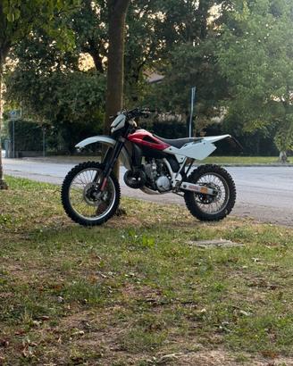 Husqvarna 250 2t