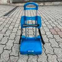 Trolley per la scuola.