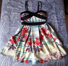 Vestito svasato fiori