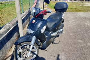 I scooter Aprilia scarabeo 400