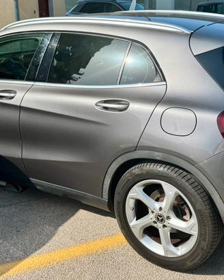 Mercedes-Benz GLA 200d 2017