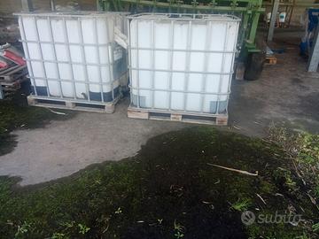 Cisterne 1000 litri con gabbia zincata