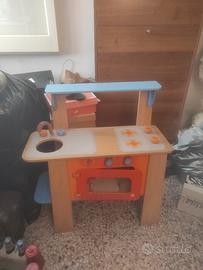 Cucina in legno per bambini 