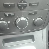 Centralina clima opel zafira B