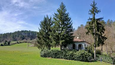 Villa Indipendente a Zavattarello, Oltrepò Pavese
