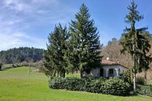 Villa Indipendente a Zavattarello, Oltrepò Pavese