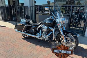 Harley-davidson Touring Road King FLHRC
