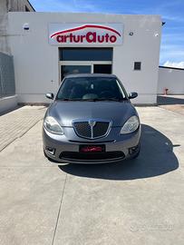 Lancia Ypsilon 1.2 Oro Giallo