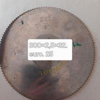 DISCO PER FERRO 300X2,5X32