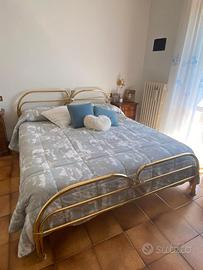 Letto matrimoniale classico