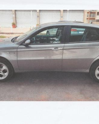 auto alfa 147