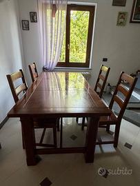 Tavolo in legno di noce 180x90cm con 4 sedie
