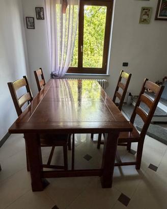 Tavolo in legno di noce 180x90cm con 4 sedie