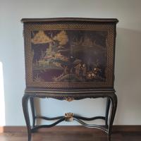 Mobile antico stile giapponese 