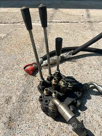 Distributore idraulico Dinoil 6 uscite