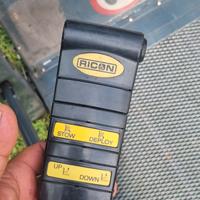 Pedana per disabili eletrica per furgoni e auto .