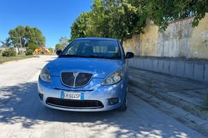 Lancia Ypsilon 1.2 69 CV Unyca