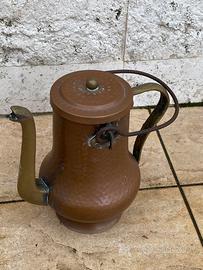 Teiera in rame e ottone