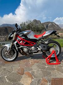 MV AGUSTA F4 BRUTALE 910