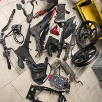 Ricambi vari aprilia tuono 125 2018